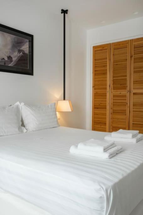 Luxury Apartment Center Of Mykonos Town - Sleeps 4 Bagian luar foto